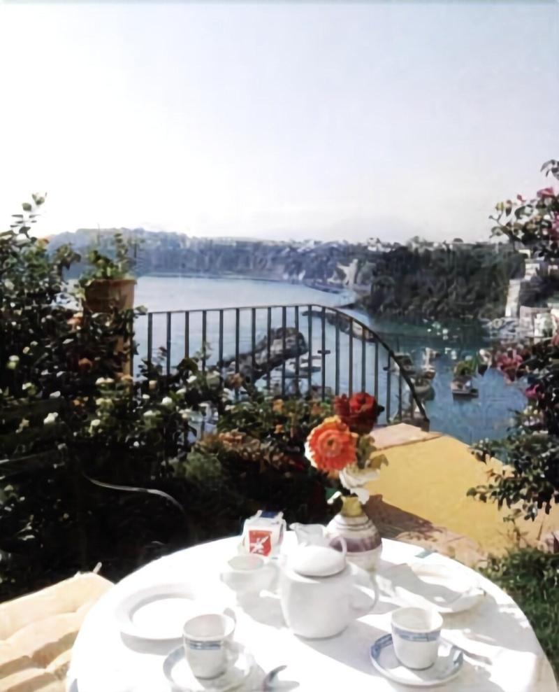 Hotel La Casa Sul Mare بروسيدا المظهر الخارجي الصورة